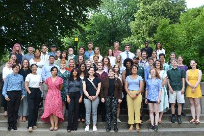 A group photo outside at KBS including summer undergraduate researchers, interns and their mentors.