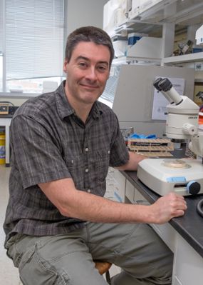 Image of Chris Waters in his lab