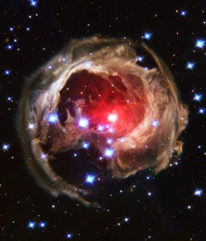 Nova V838 and its light echo as imaged by the Hubble Space Telescope.